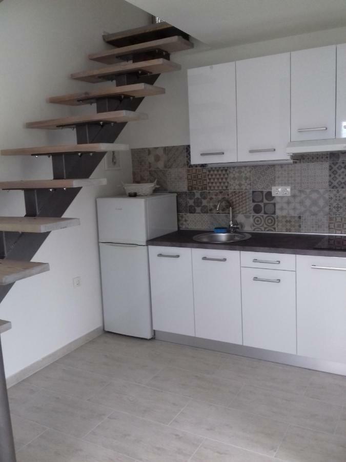 Apartman Nena Appartement Slatine Buitenkant foto
