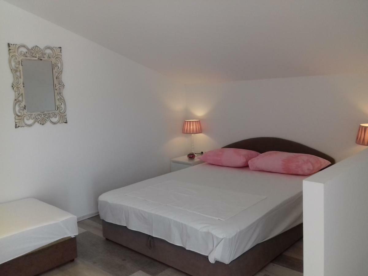 Apartman Nena Appartement Slatine Buitenkant foto