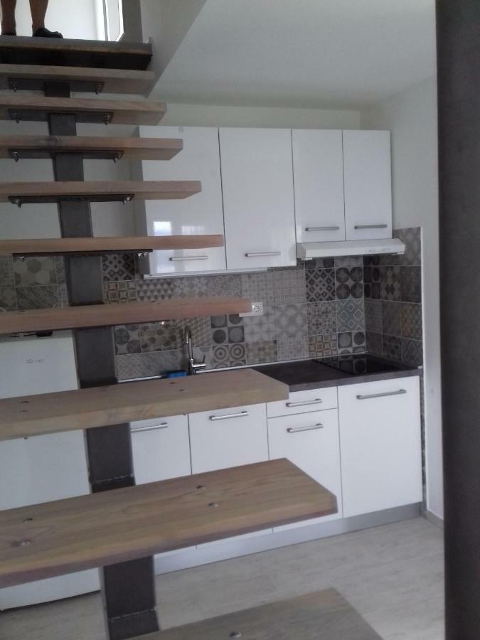 Apartman Nena Appartement Slatine Buitenkant foto
